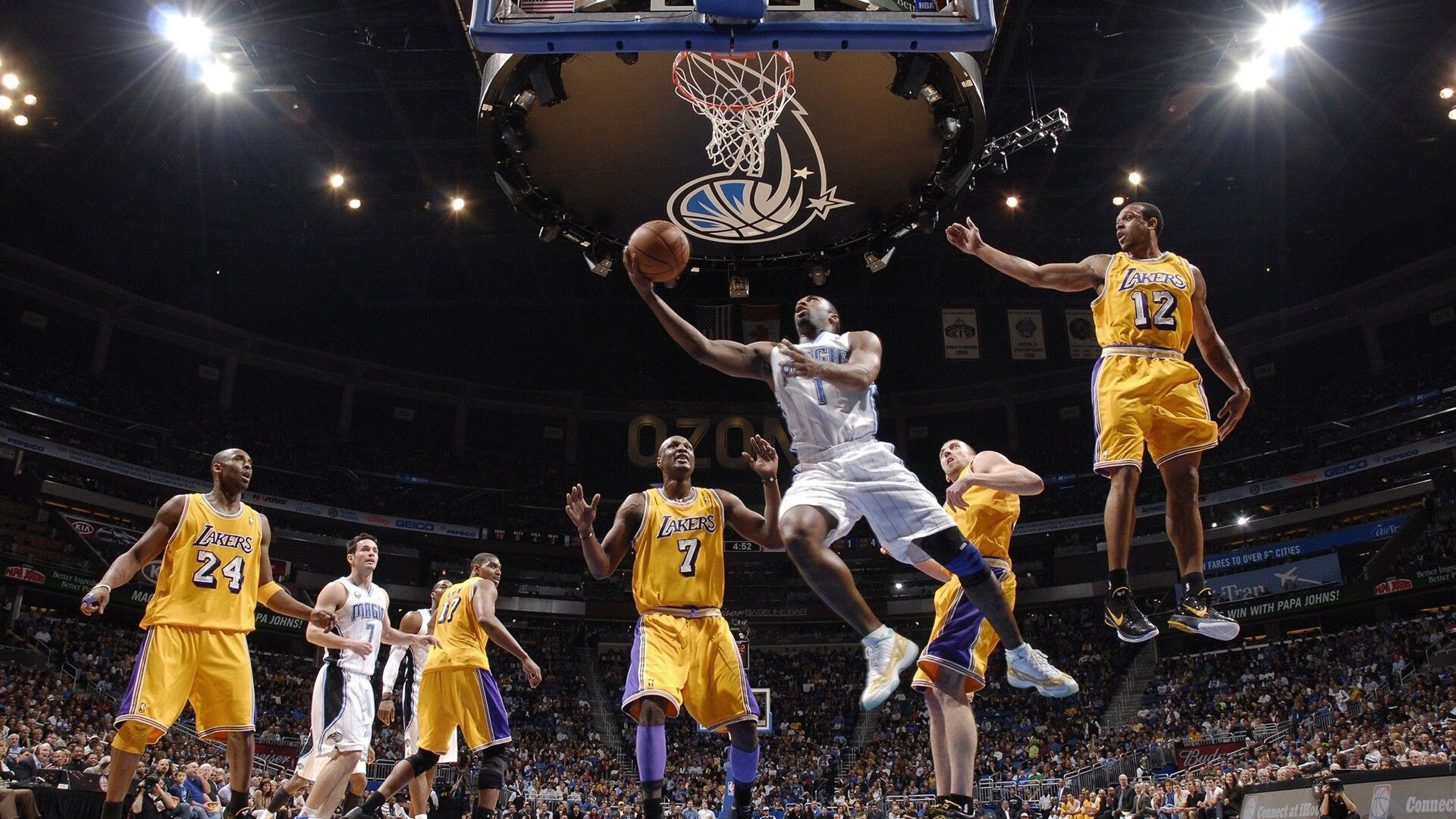 残暴！德罗赞无解单挑撕裂广东，灰熊用NBA强度上课